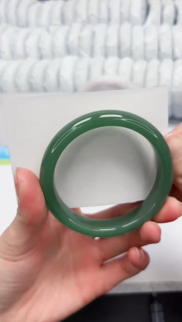 【闪购商品】石英质玉手镯未镶嵌158-59.1