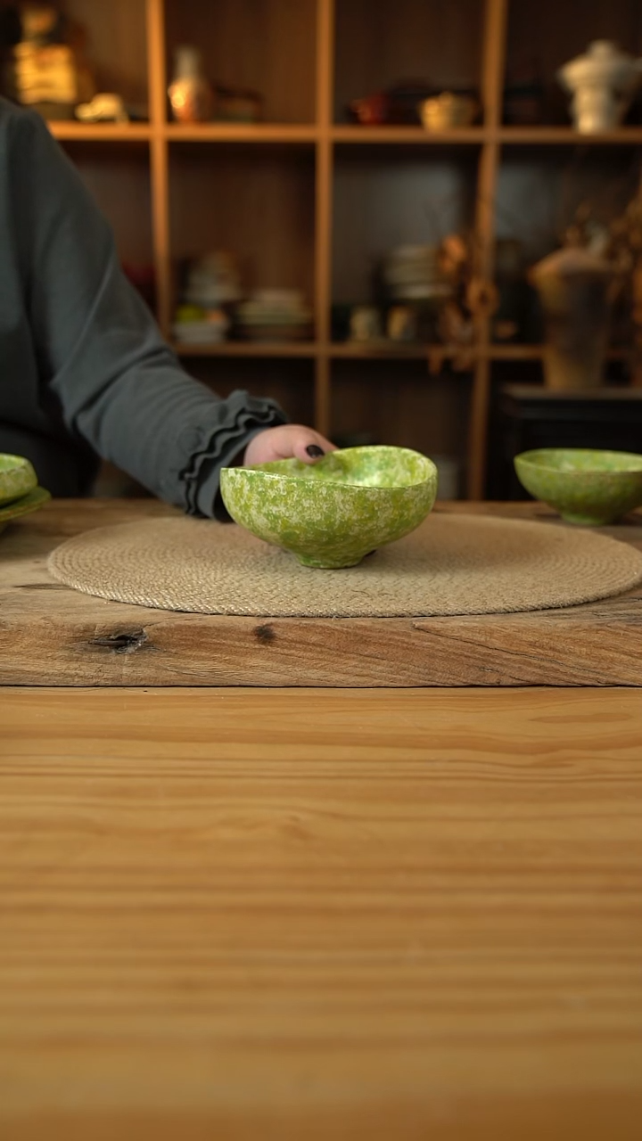 油菜花系列的5英寸元宝碗1个(小）