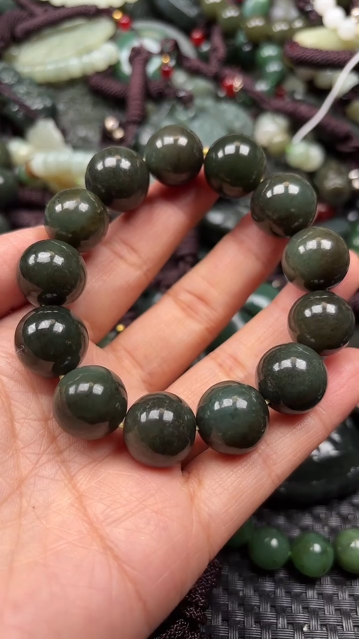 【闪购商品】和田玉颈饰未镶嵌.