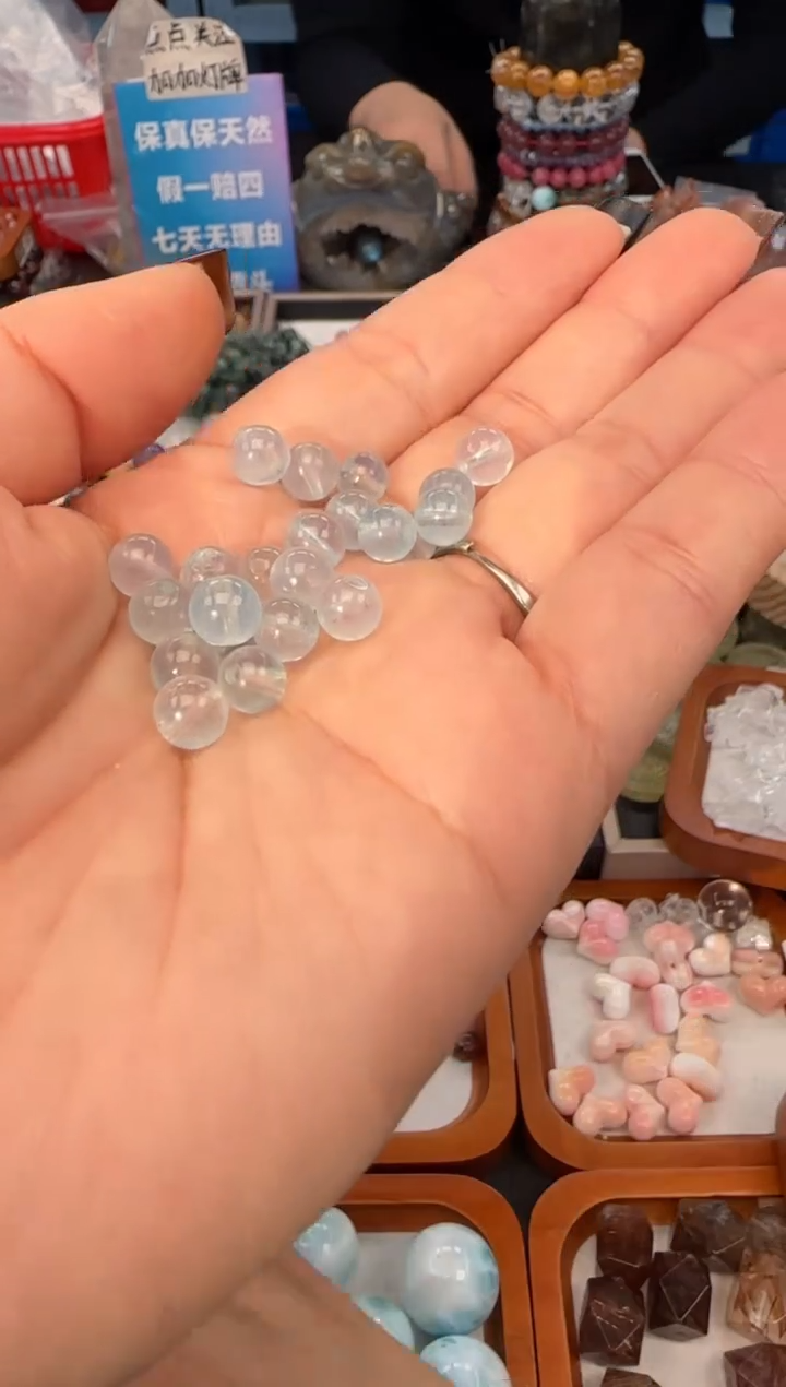 未镶嵌颈饰海蓝宝石9a多样性发其一/12.18/4个