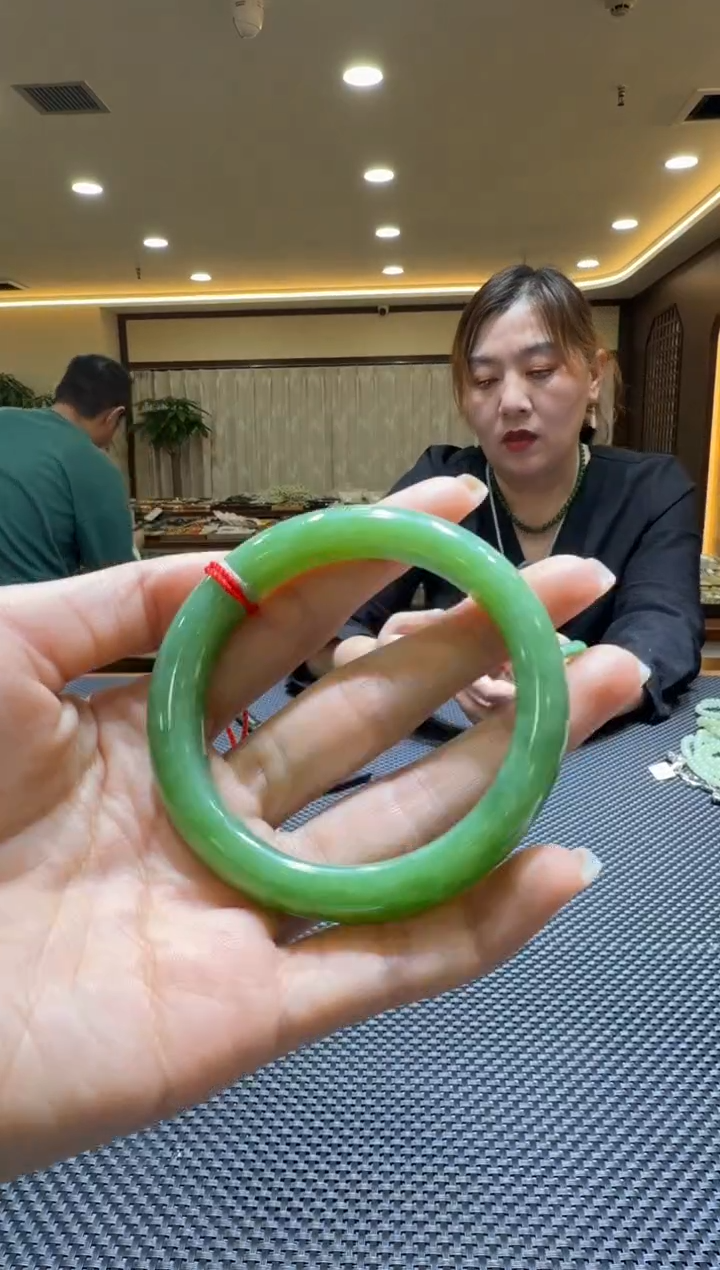 颈饰未镶嵌和田玉手镯55