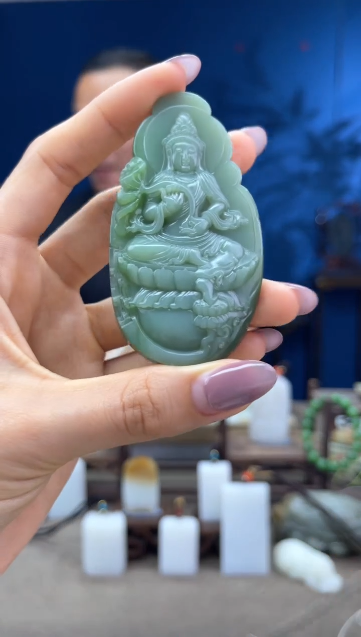 和田玉未镶嵌颈饰1