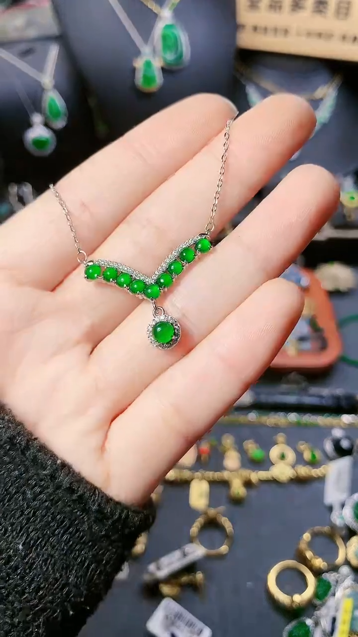 【闪购商品】翡翠项链银S925镶嵌项链