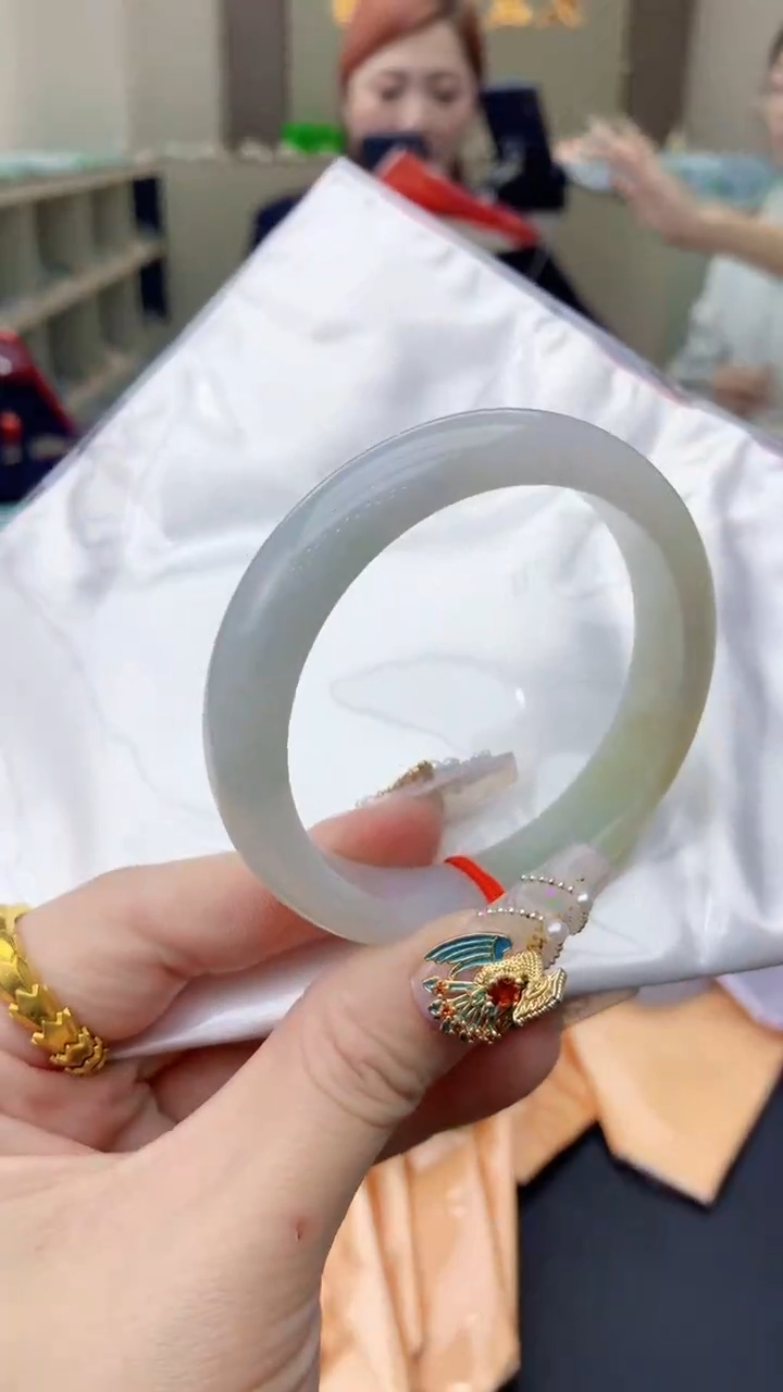 【闪购商品】翡翠手镯未镶嵌0296801858