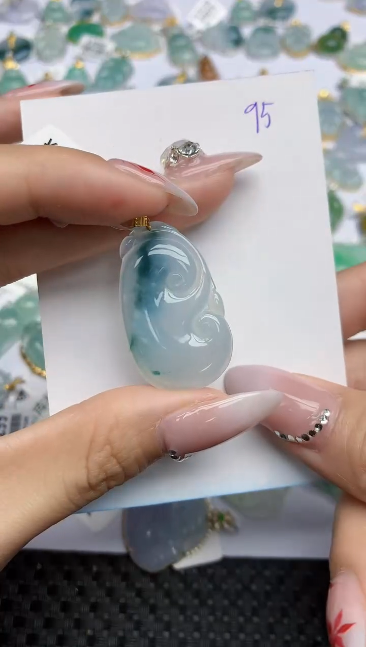 【闪购商品】翡翠颈饰18K金镶嵌天然翡翠A货