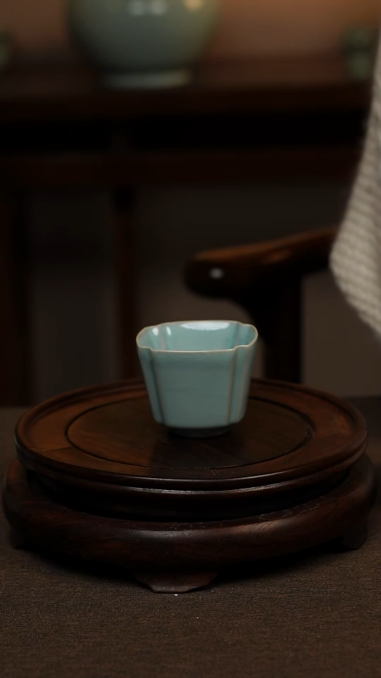 瓷片天青色四方八角杯70ml微瑕不带礼盒