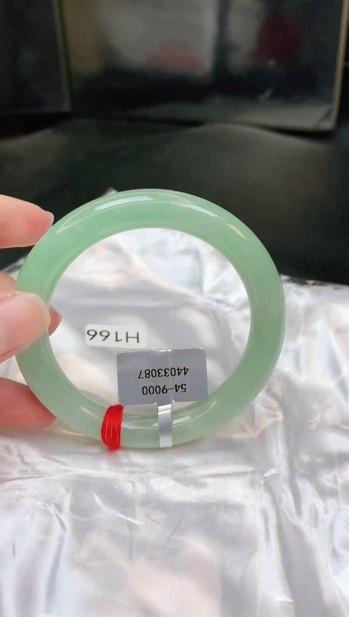 【闪购商品】翡翠手镯未镶嵌缅甸天然a货翡翠