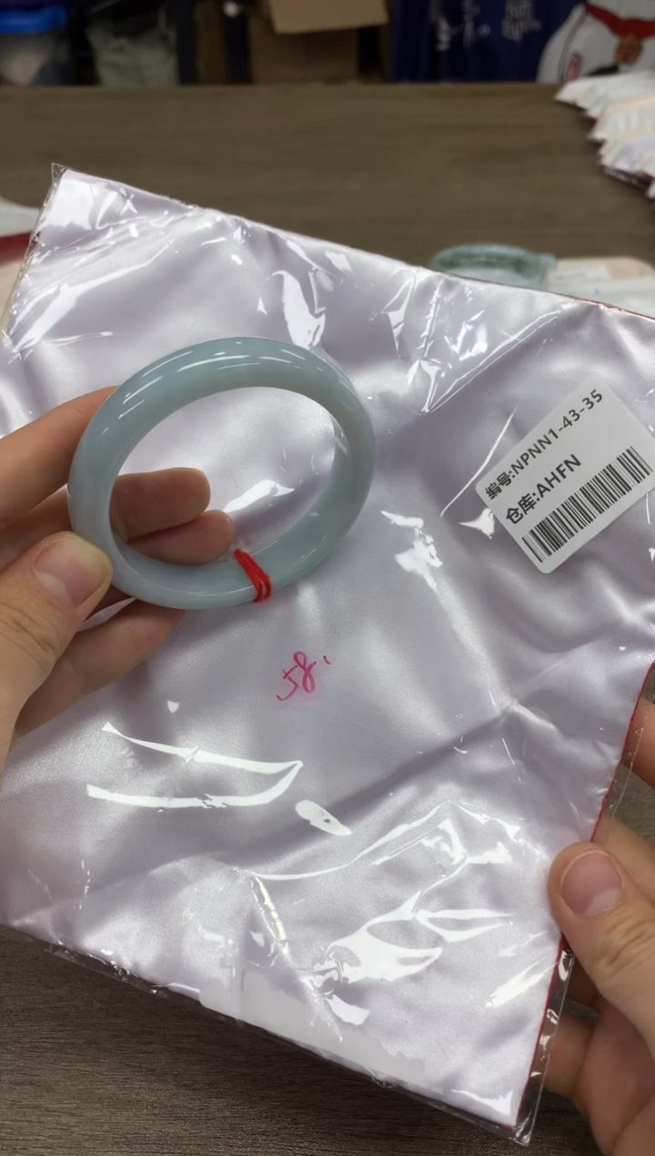 【闪购商品】翡翠手镯未镶嵌翡翠手镯