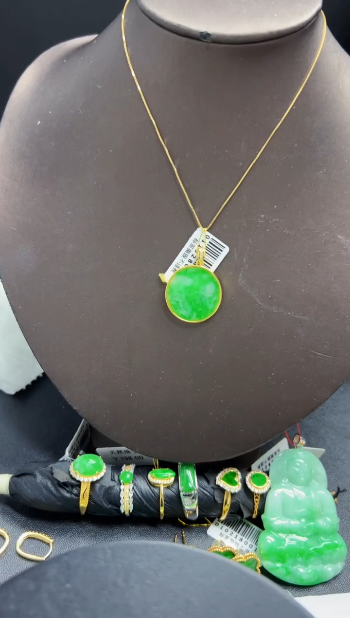 【闪购商品】翡翠颈饰银S925镶嵌Y缅料A货/多样性发货/一件