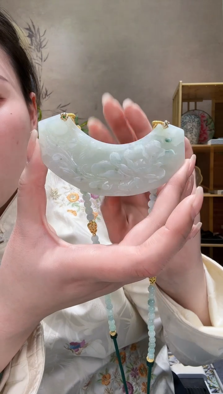 【闪购商品】翡翠颈饰未镶嵌吊坠