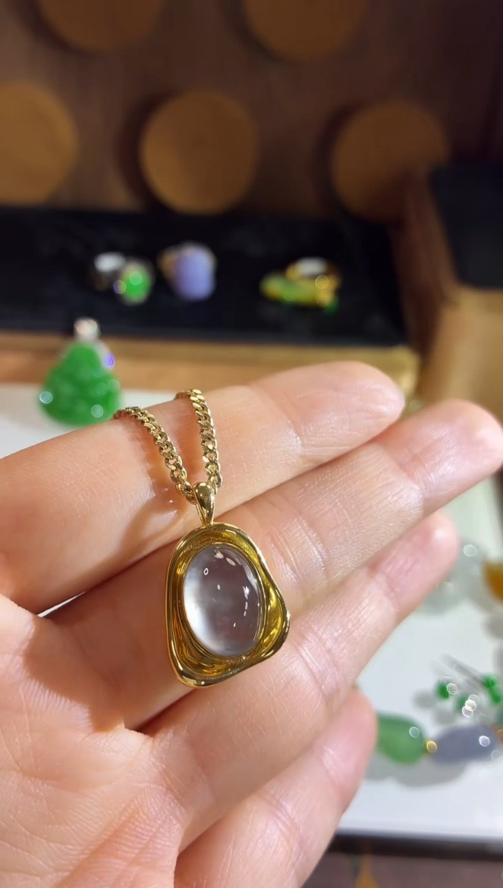 吊坠(不含链)18K金镶嵌翡翠吊坠