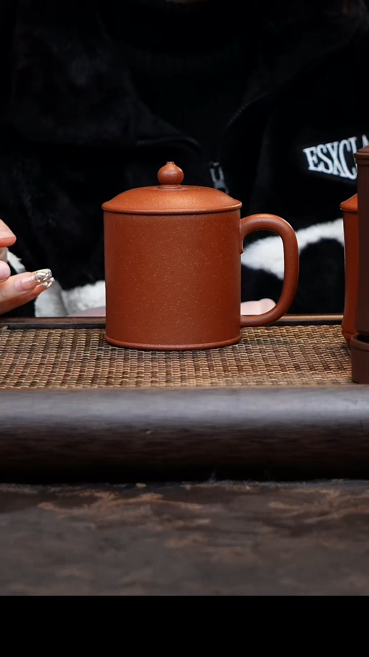 【闪购商品】紫砂茶杯紫气东来朱泥