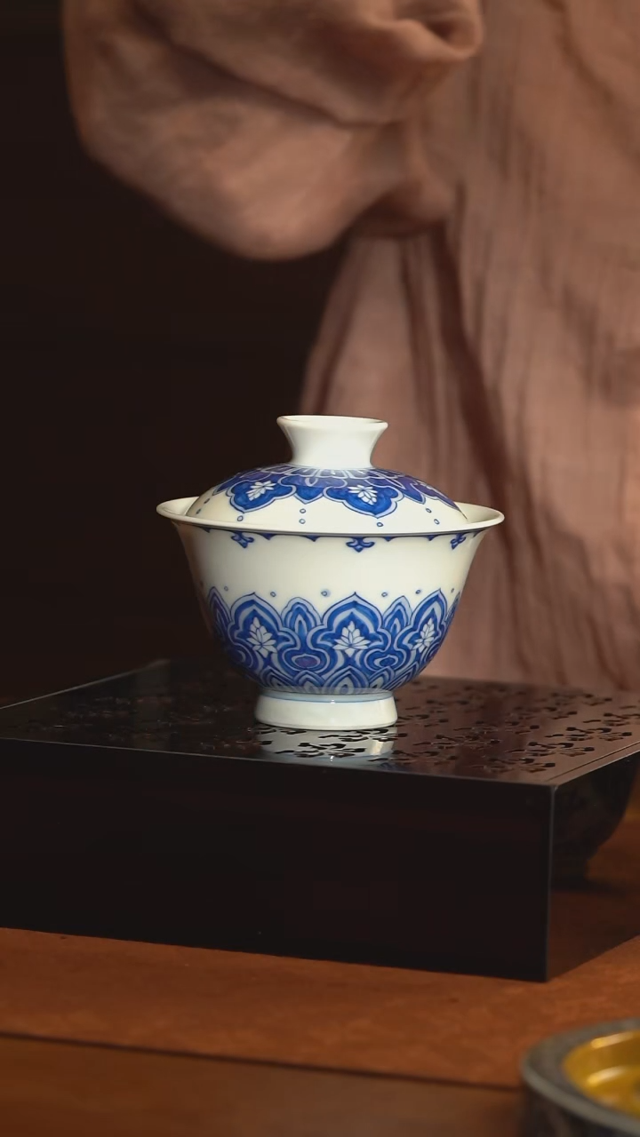 LXT曼陀罗盖碗LXT曼陀罗盖碗