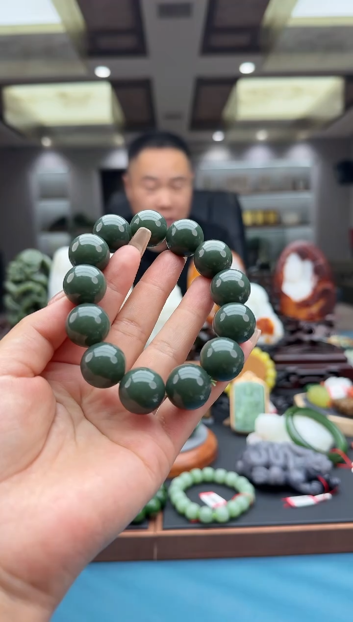 未镶嵌手串和田玉qml