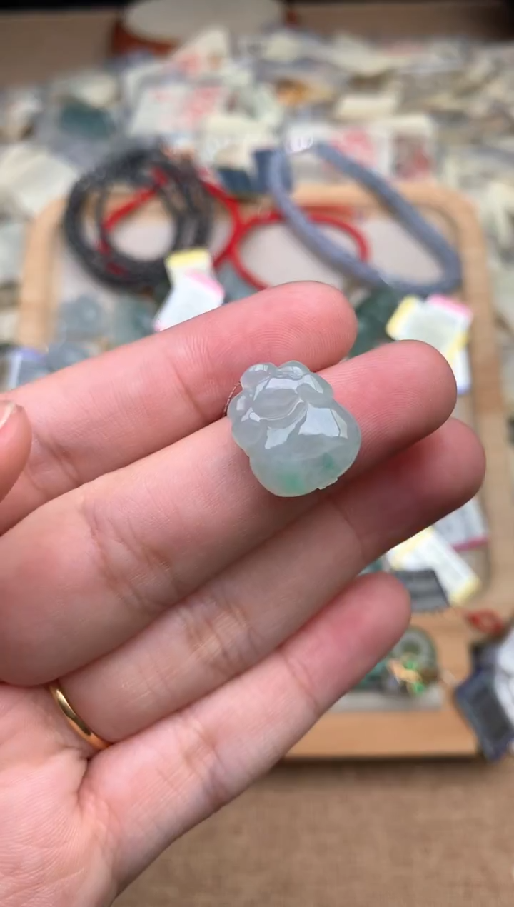 未镶嵌挂件翡翠1