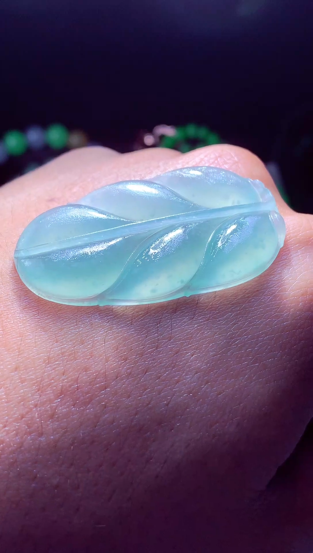 未镶嵌定制翡翠深***?翡翠毛货定制