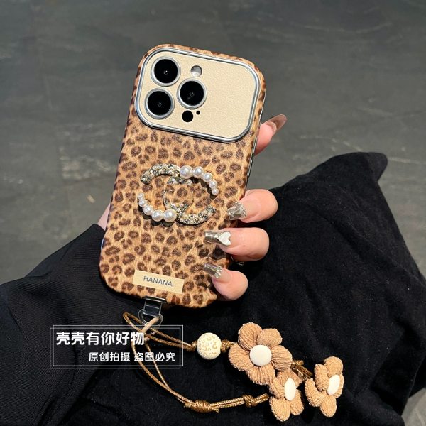 适用苹果华为手机壳iphone16大视窗mate70豹纹15pro防摔p80手链女