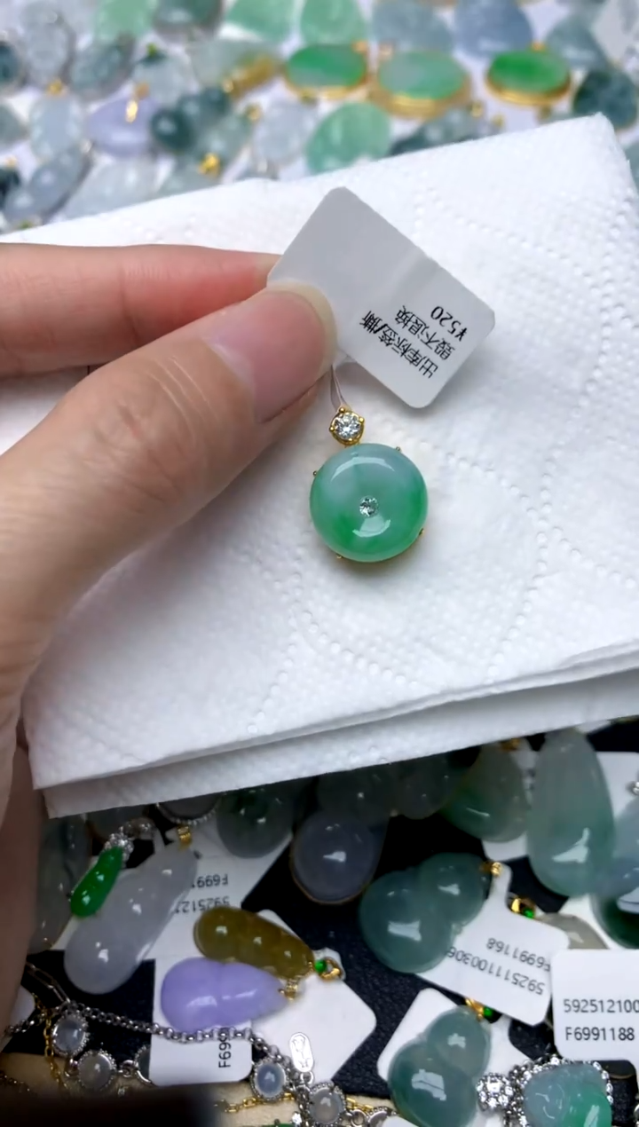 颈饰银S925镶嵌翡翠天然A货翡翠