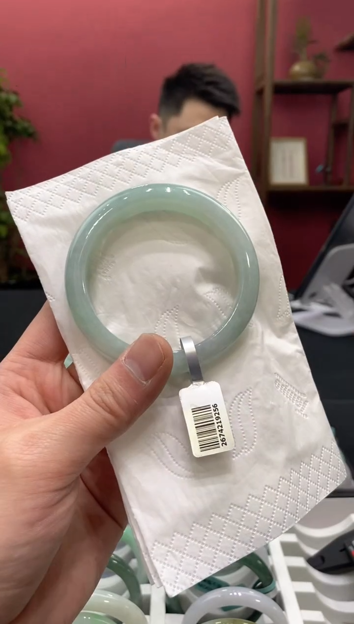 【闪购商品】翡翠手镯未镶嵌00002208