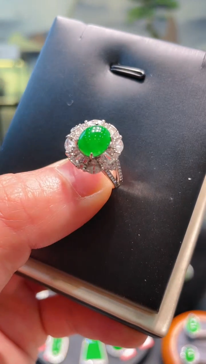 【闪购商品】翡翠戒指银S925镶嵌A4天然A货翡翠