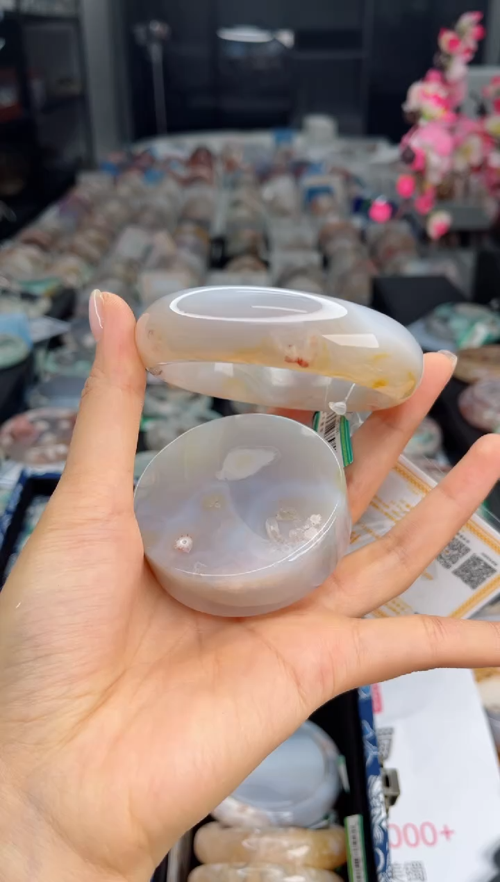 石英质玉手镯未镶嵌61圈口（不退不换）1881645