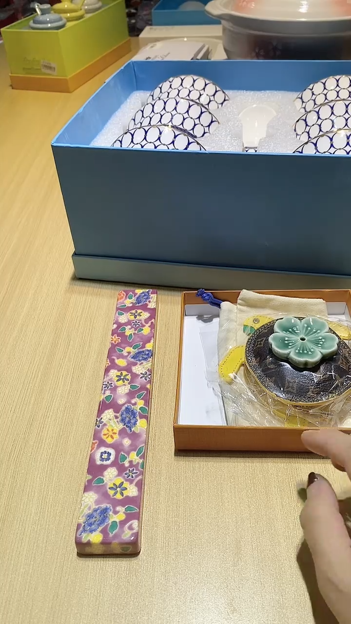 【闪购商品】瓷片锅碗瓢盆一件不剩