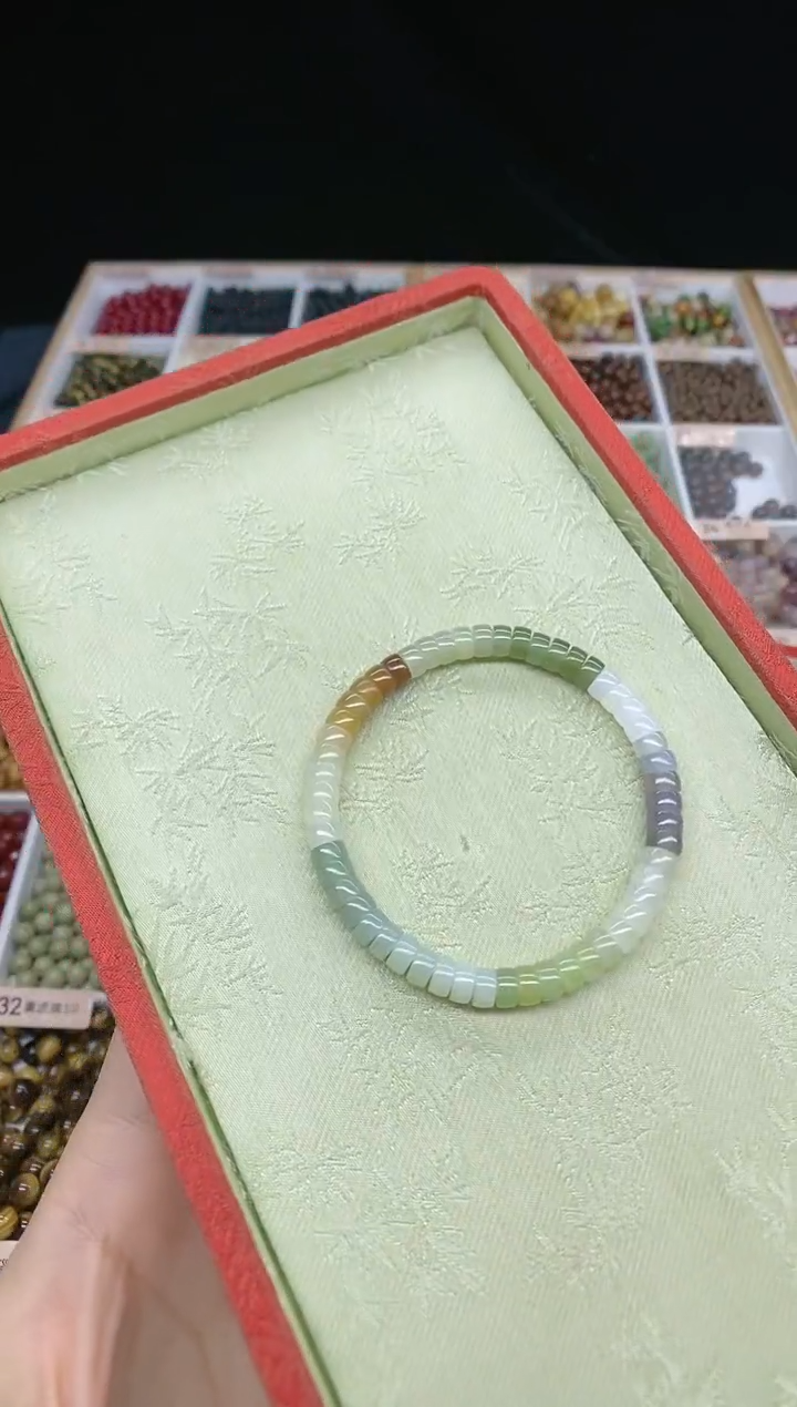 【闪购商品】和田玉手串未镶嵌多宝药片手串