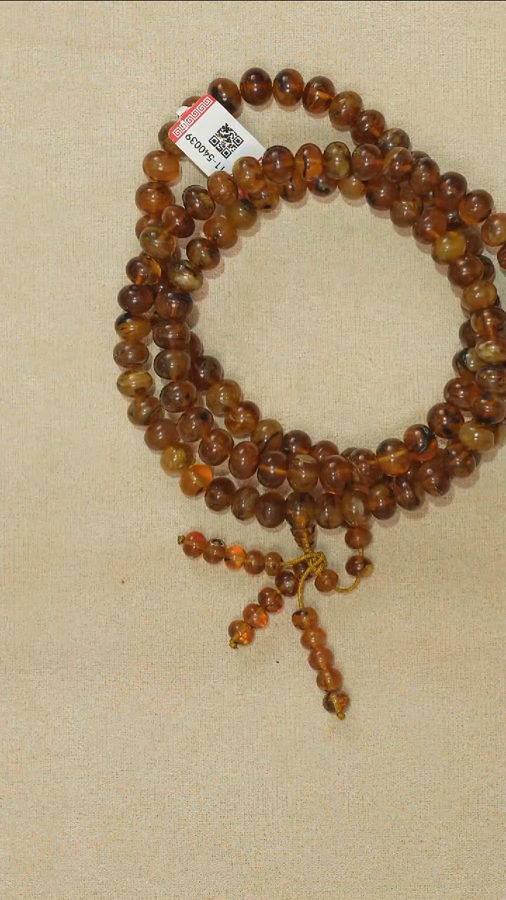 琥珀颈饰未镶嵌抚顺9M4-11