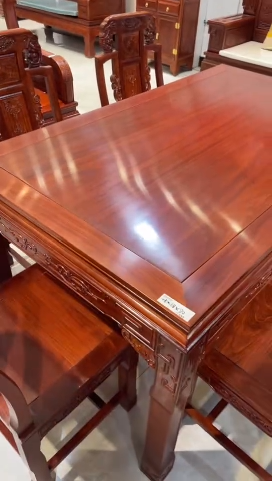 【闪购商品】紫檀木类储物柜刺猬紫檀餐桌七件套