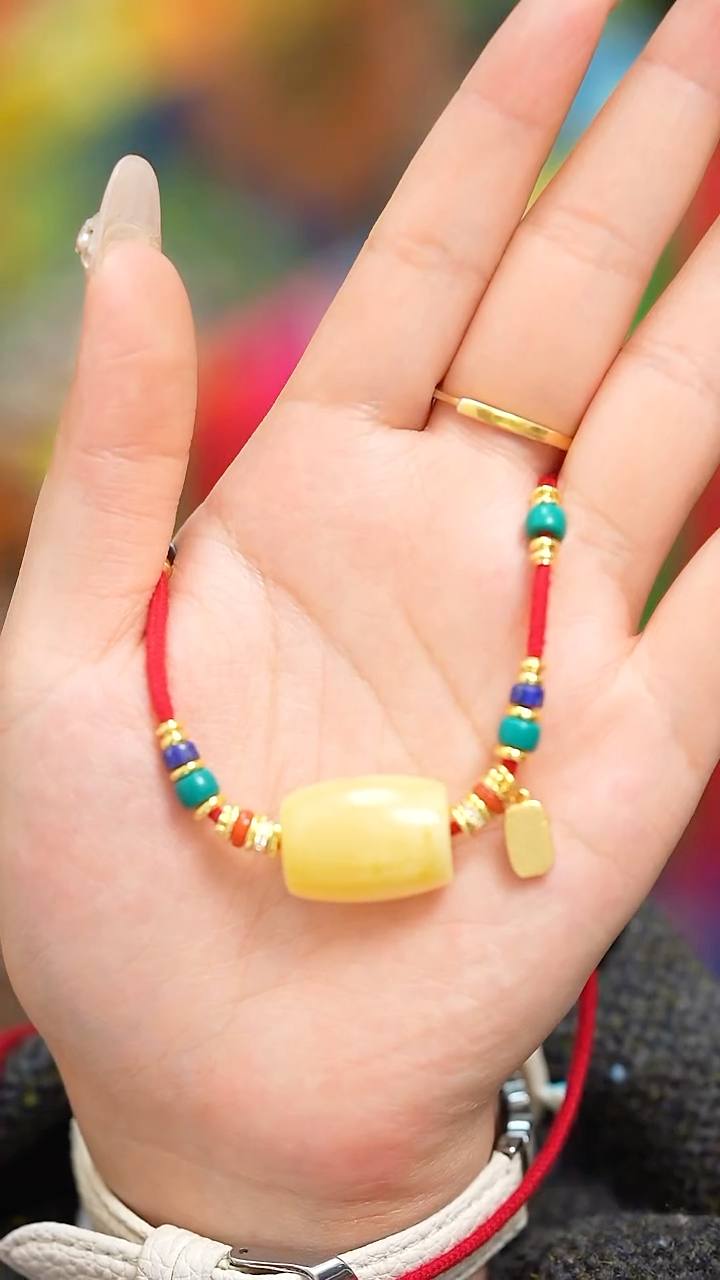 蜜蜡颈饰未镶嵌蜜蜡吊坠（多样性发货，发其一）