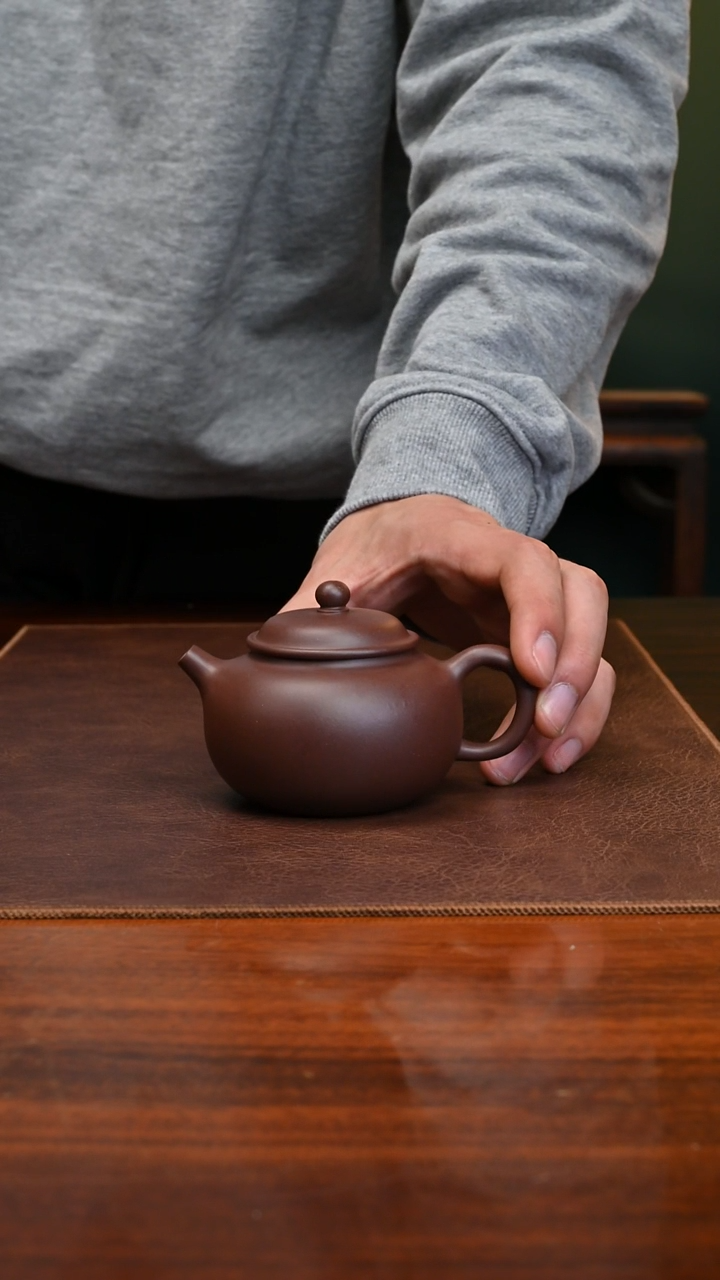 【闪购商品】紫砂茶壶底槽青圆珠180cc