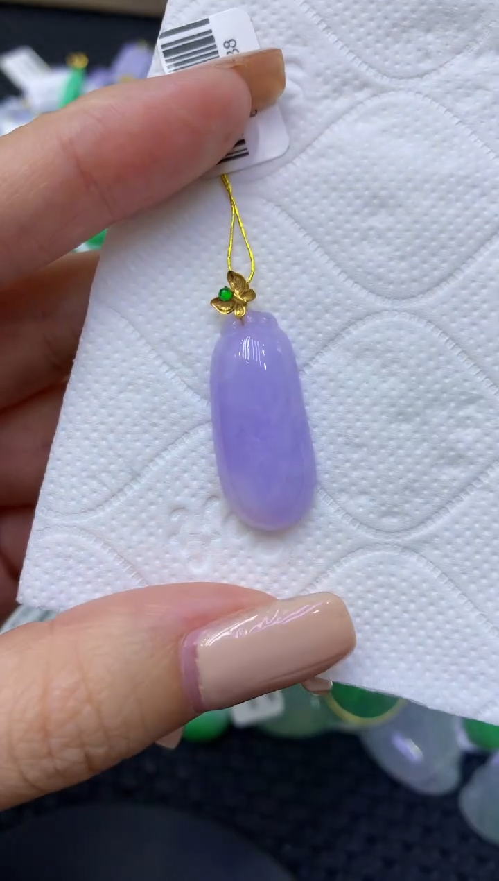 颈饰18K金镶嵌翡翠天然缅甸翡翠A货