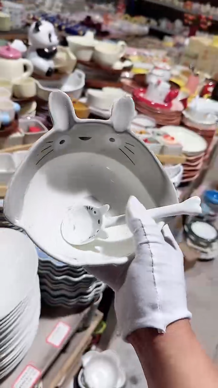 碗龙猫碗勺子2件套微瑕 凑满20元包邮