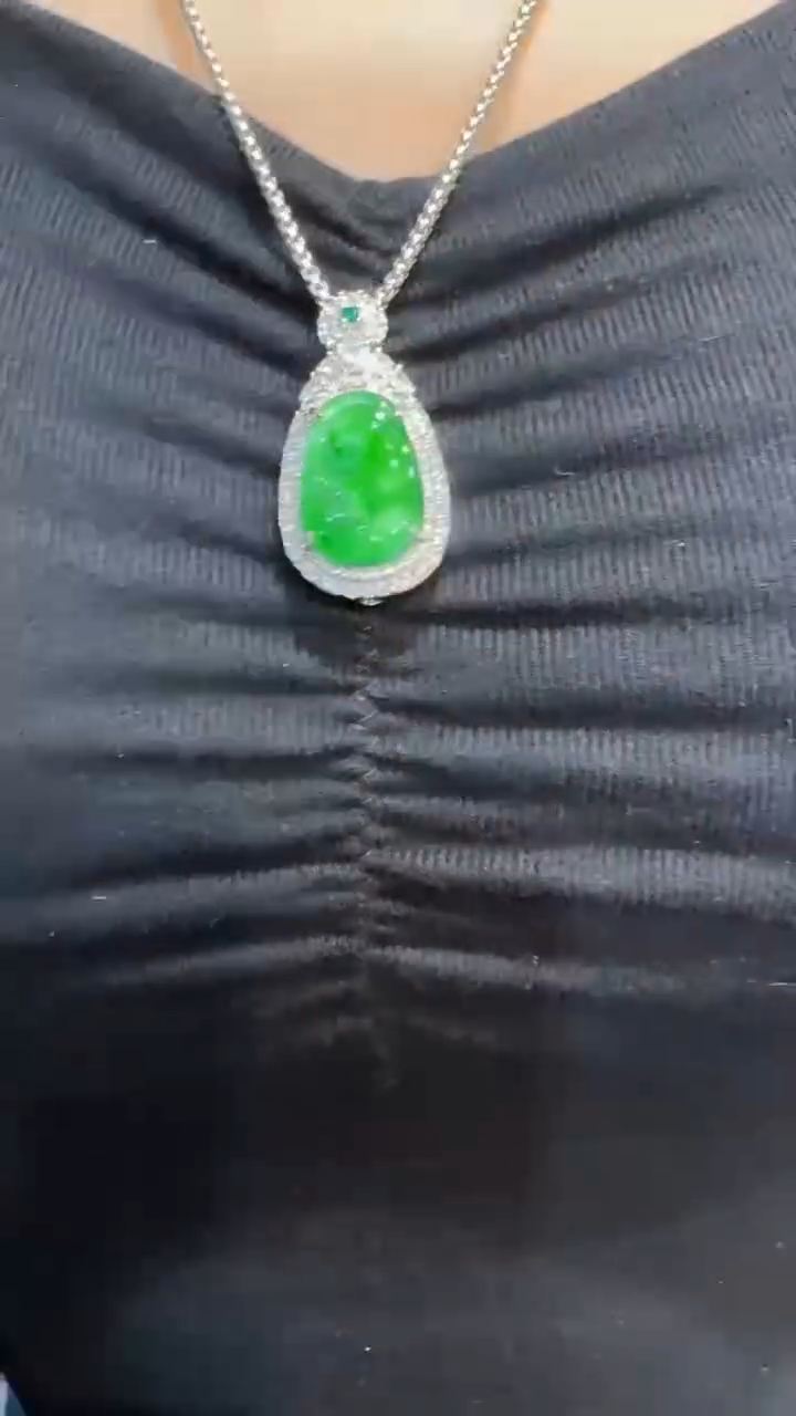 【闪购商品】翡翠吊坠(不含链)未镶嵌多样性发货其一不含链