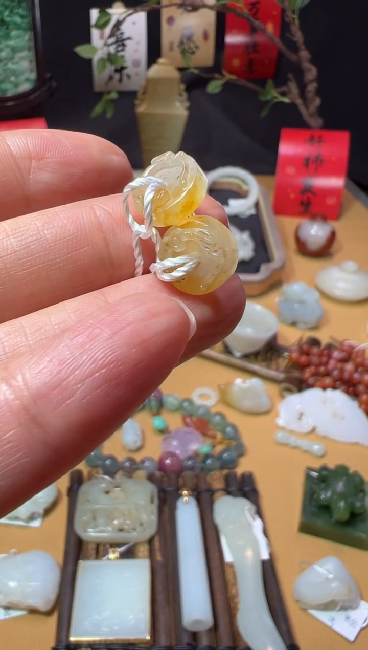 【闪购商品】和田玉XHM-986   螭龙小璧