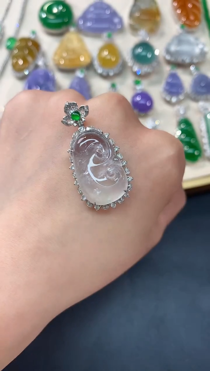 【闪购商品】翡翠吊坠(不含链)18K金镶嵌A522|16800