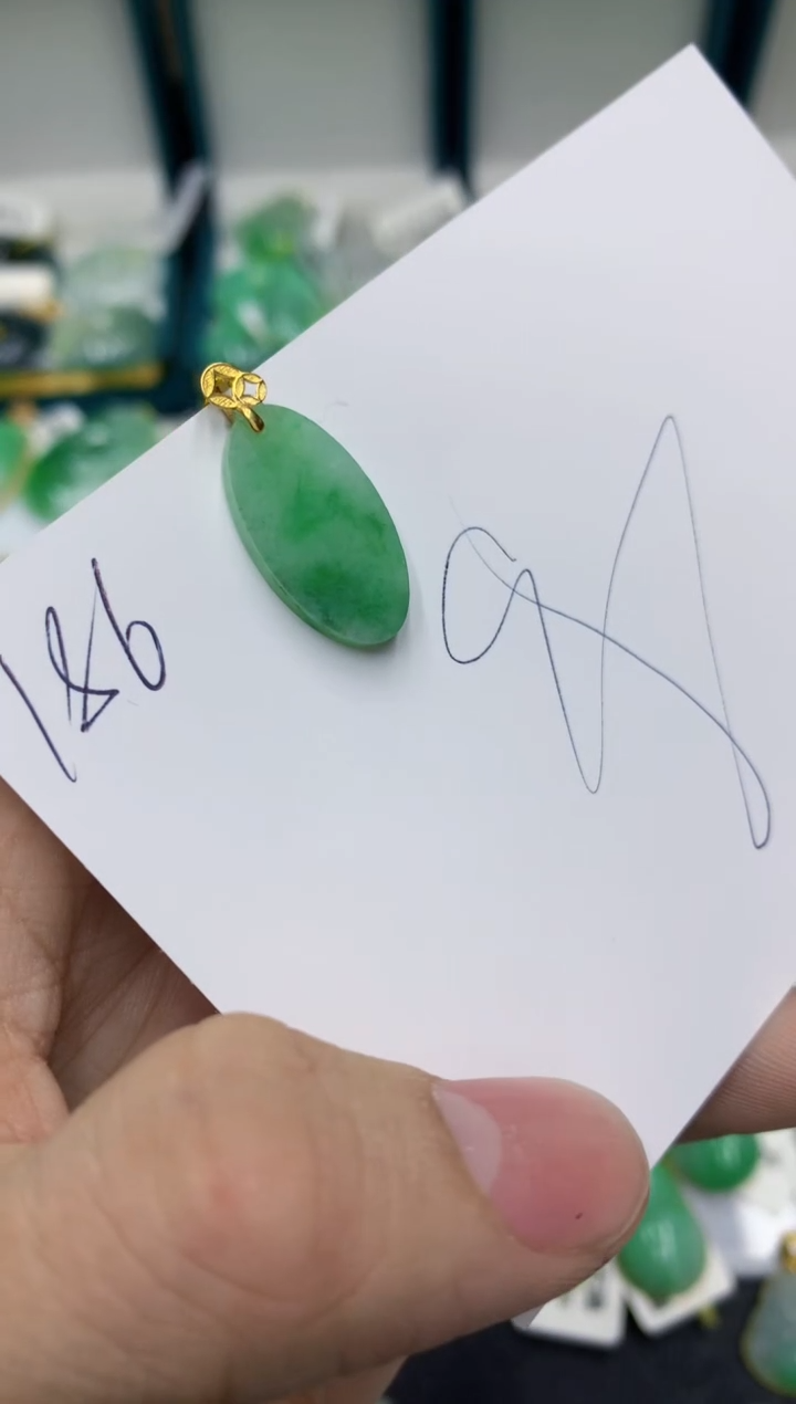 【闪购商品】翡翠颈饰18K金镶嵌号链接111111