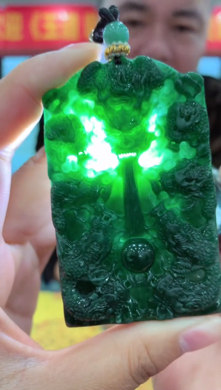 【闪购商品】定制翡翠未镶嵌天然A货翡翠（拍一发一）