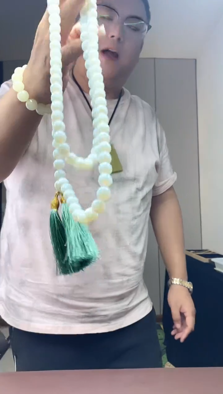未镶嵌蛇纹石玉珠宝奇石多样性随机发一