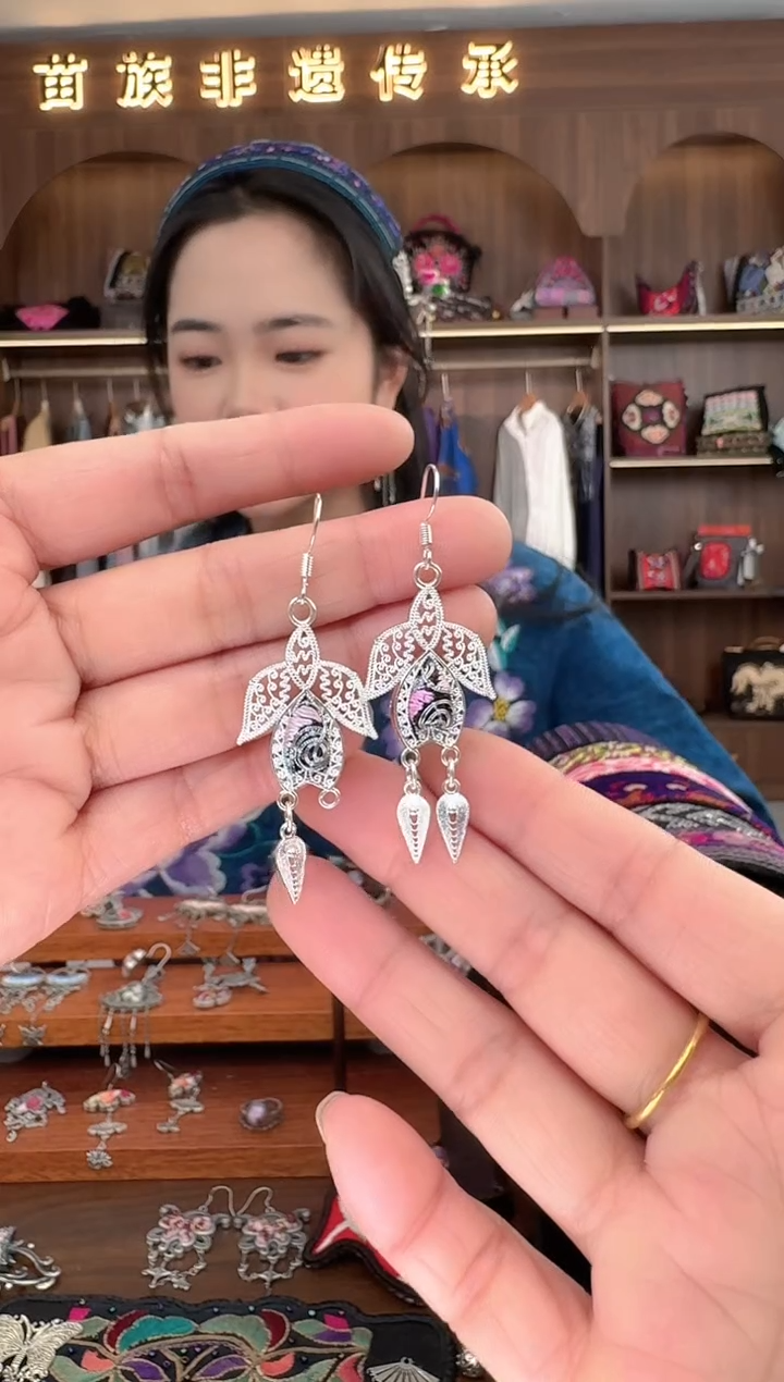 【闪购商品】织绣扶光苗绣传承91