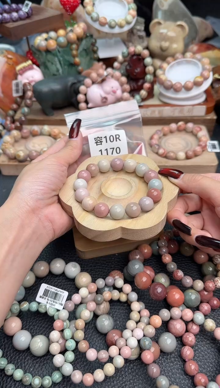 【闪购商品】石英质玉手链未镶嵌10R1170