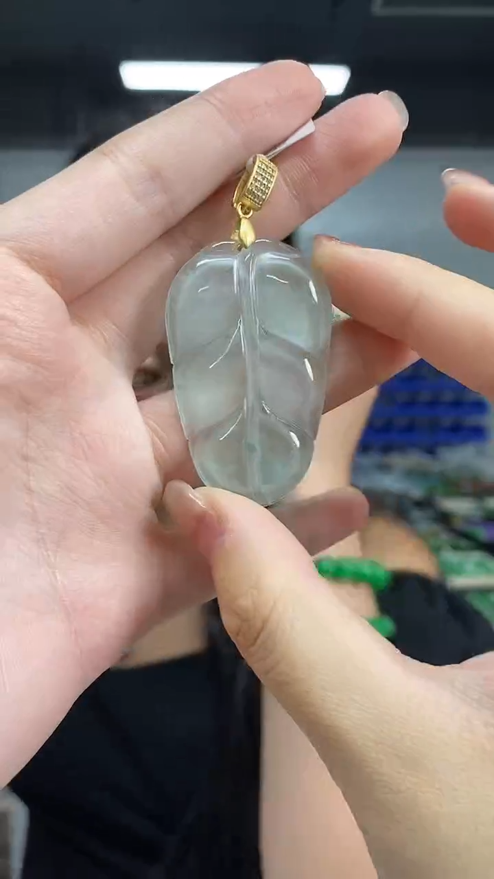 未镶嵌翡翠耳饰多样性发其一颜色微差