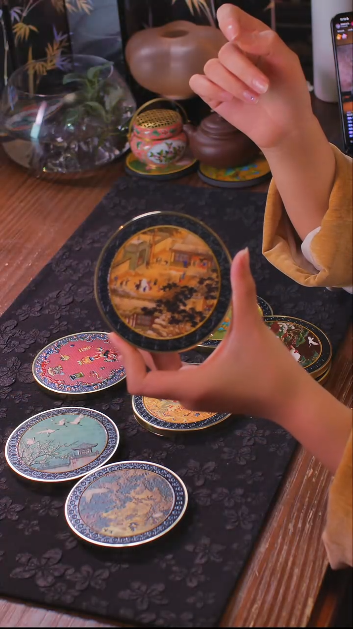 蒲****花壹藏贰宝十二月月图案铜圈杯垫一片