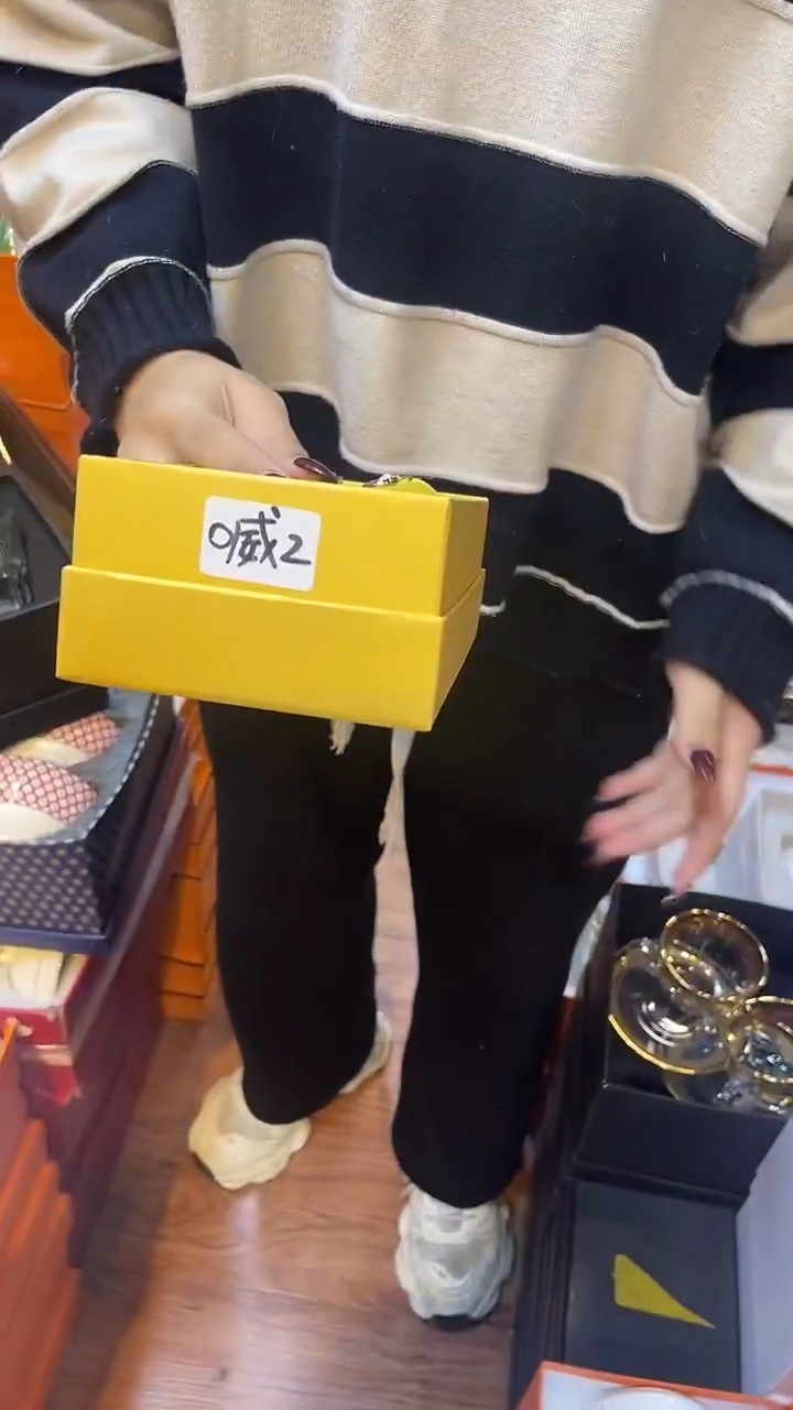 杯鸿辉家品牌瓷器，京东包邮！