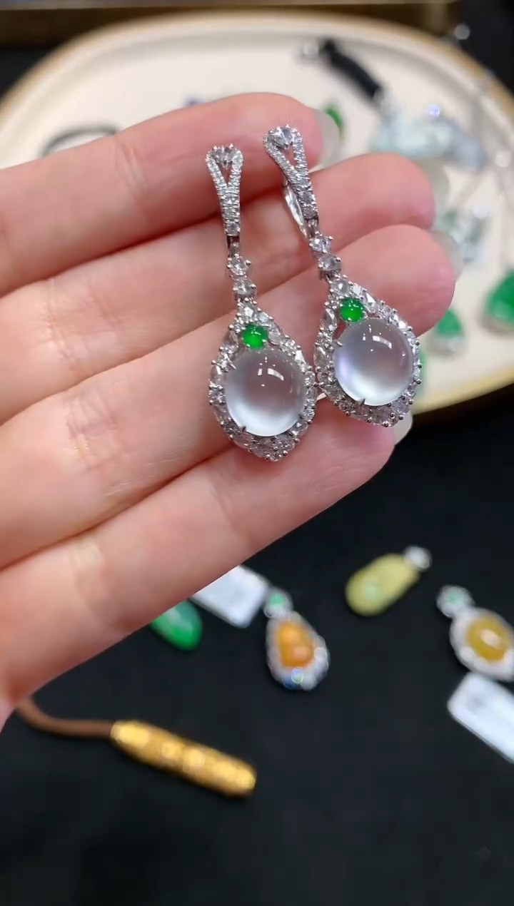 【闪购商品】翡翠耳饰18K金镶嵌W663|45000