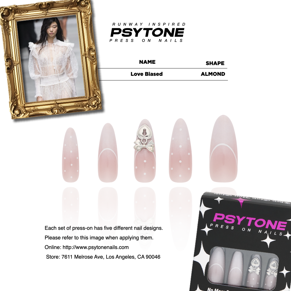 幻调偏心 Love Biased | 法式少女波点钻饰渐变冬日穿戴甲简约