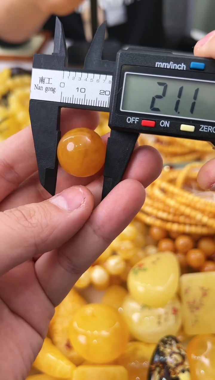 【闪购商品】蜜蜡手链未镶嵌蜜蜡珠子