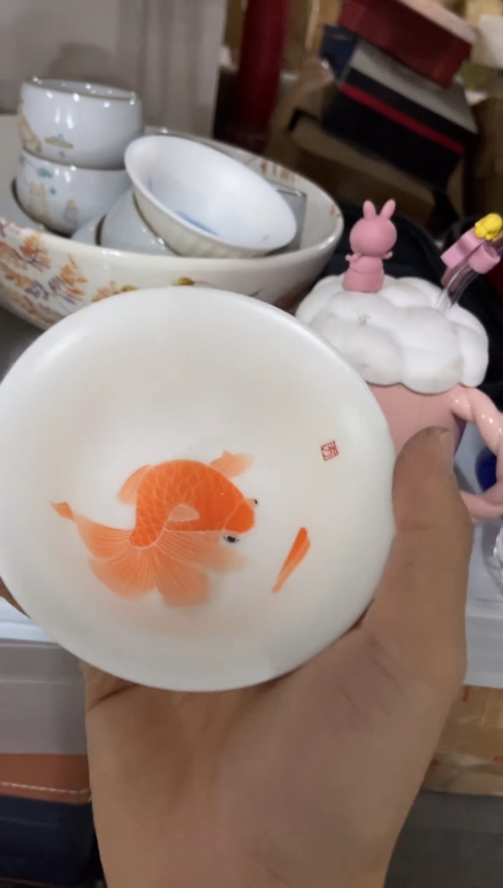 无运费险有瑕疵的摄影的产品有使用过的痕迹有点脏介意勿拍