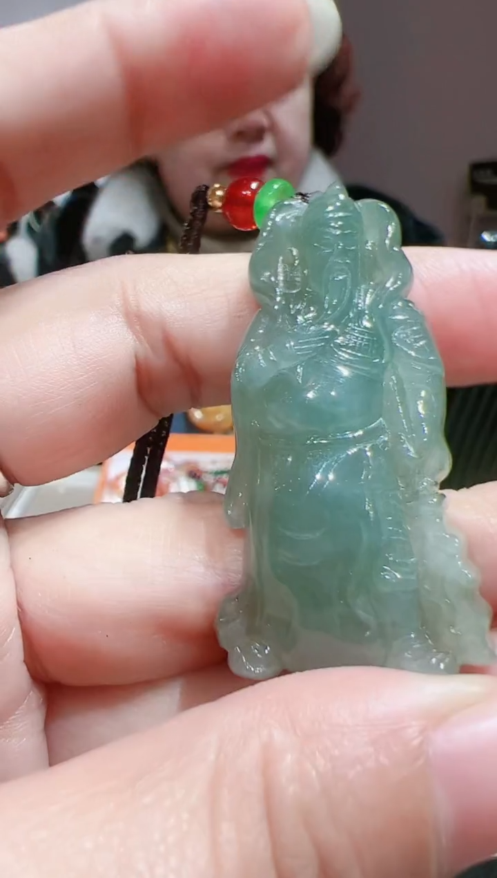 【闪购商品】翡翠颈饰未镶嵌202521244