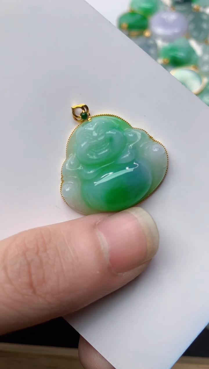 【闪购商品】翡翠颈饰18K金镶嵌51........